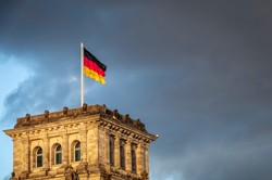 Niemcy biją demograficzne rekordy. Cudzoziemki rodzą więcej niż Niemki