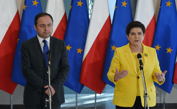 Beata Szydło i Konrad Szymański