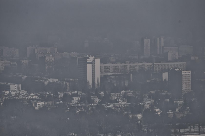 Alarm w Krakowie. Najwyższy stopień zagrożenia smogiem