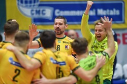 Siatkarze Aluronu CMC Warty Zawiercie ponownie liderem