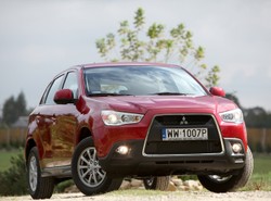 Samochód z Japonii? Pięć zapakować proszę