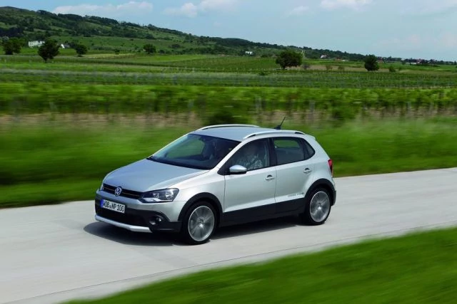 Volkswagen Cross Polo – Terenówka dla działkowicza