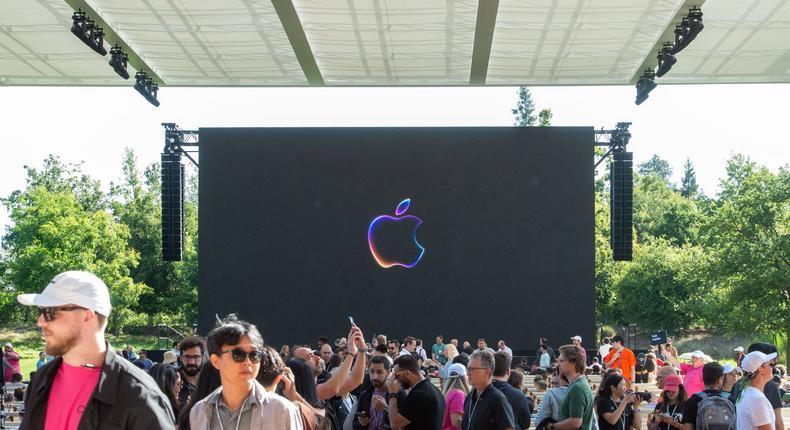 Job seekers are vying to add Apple to their rsums.Andrej Sokolow/picture alliance via Getty Images