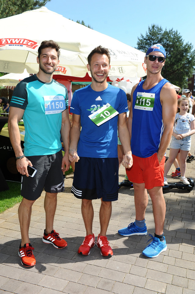 Wesołowski, Roznerski, Maślak – znani pobiegli w maratonie charytatywnym