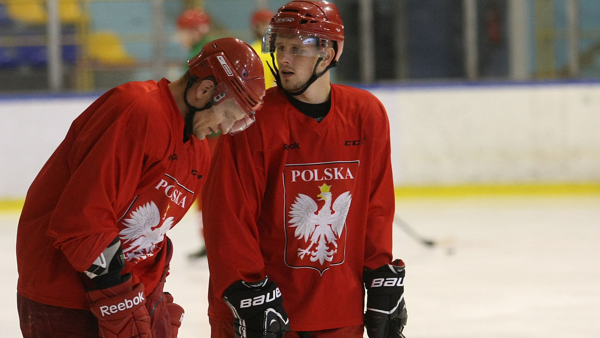 W ostatnim spotkaniu na międzynarodowym turnieju Tatra Cup reprezentacja Polski przegrała 1:5 (0:1, 0:1,1:3) z austriackim Graz 99. Bilans Biało-Czerwonych w tatrzańskich rozgrywkach nie jest korzystny, wyniósł dwie porażki i jedno zwycięstwo.