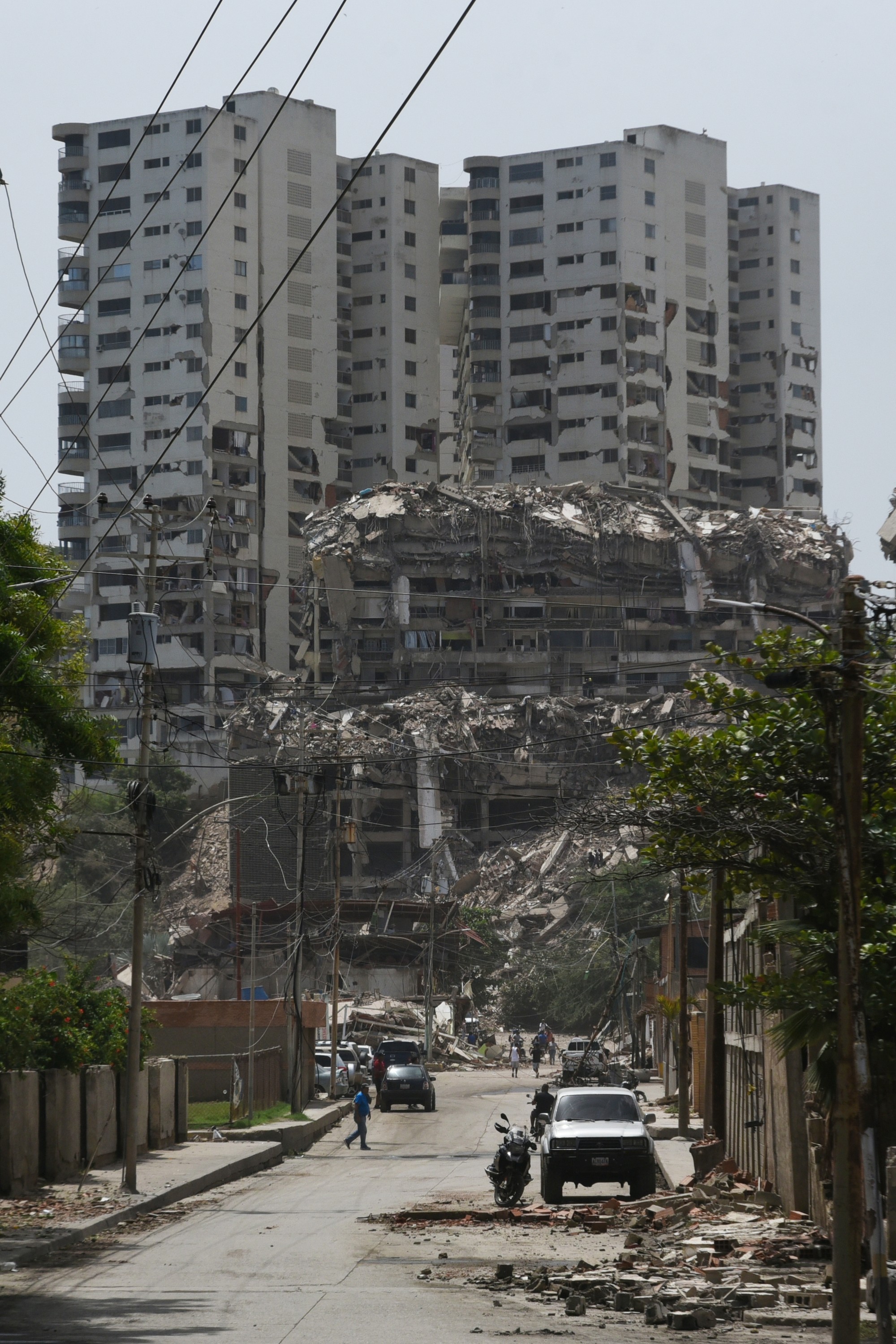 Venezuelu zasiahli dve silné zemetrasenia.