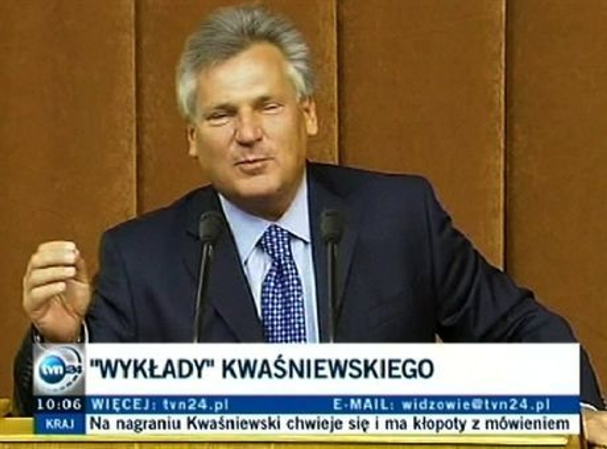 Aleksander Kwasniewski podczas wykladu na Uniwerytecie w Kijow 21 09 2007. fot TVN 24