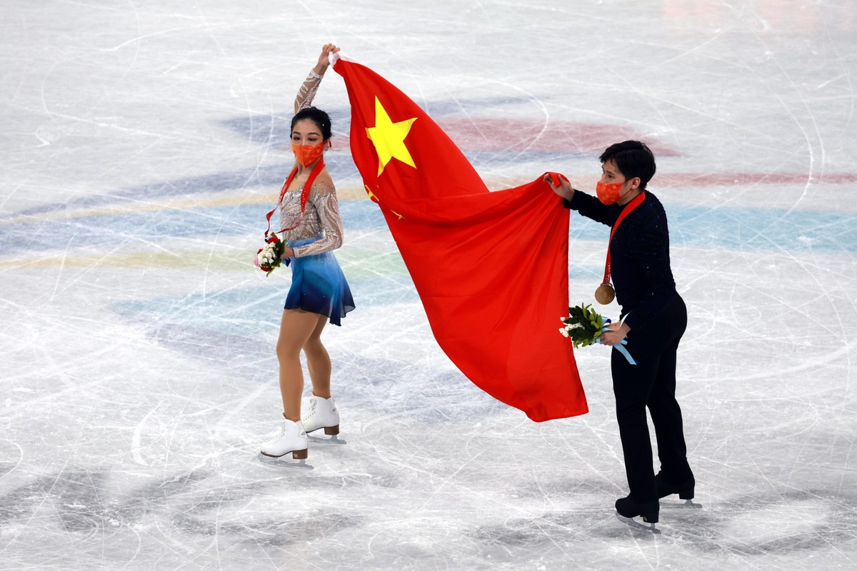 Wenjing Sui i Cong Han