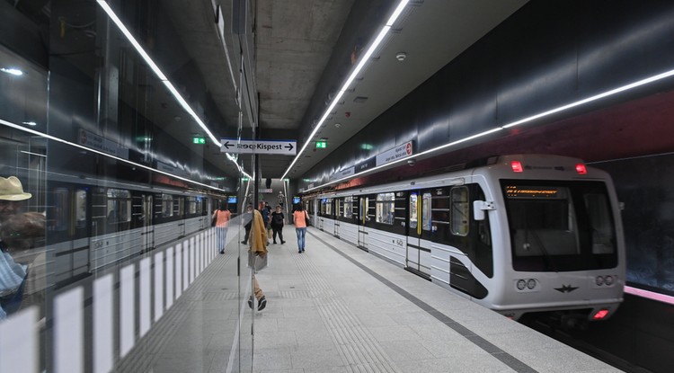 A 3-as metró felújított Lehel téri állomása 2023. május 23-án.