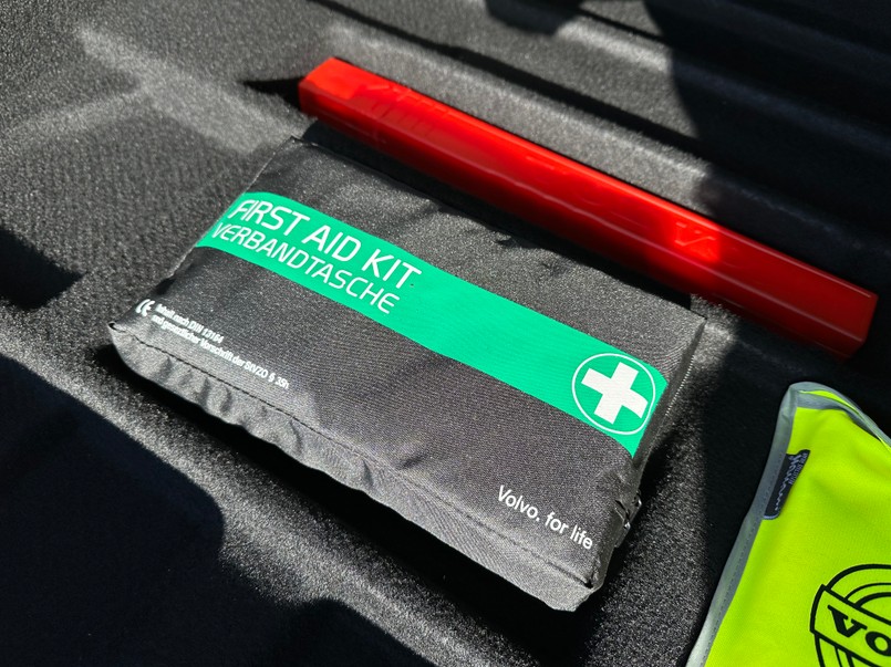 Apteczka samochodowa