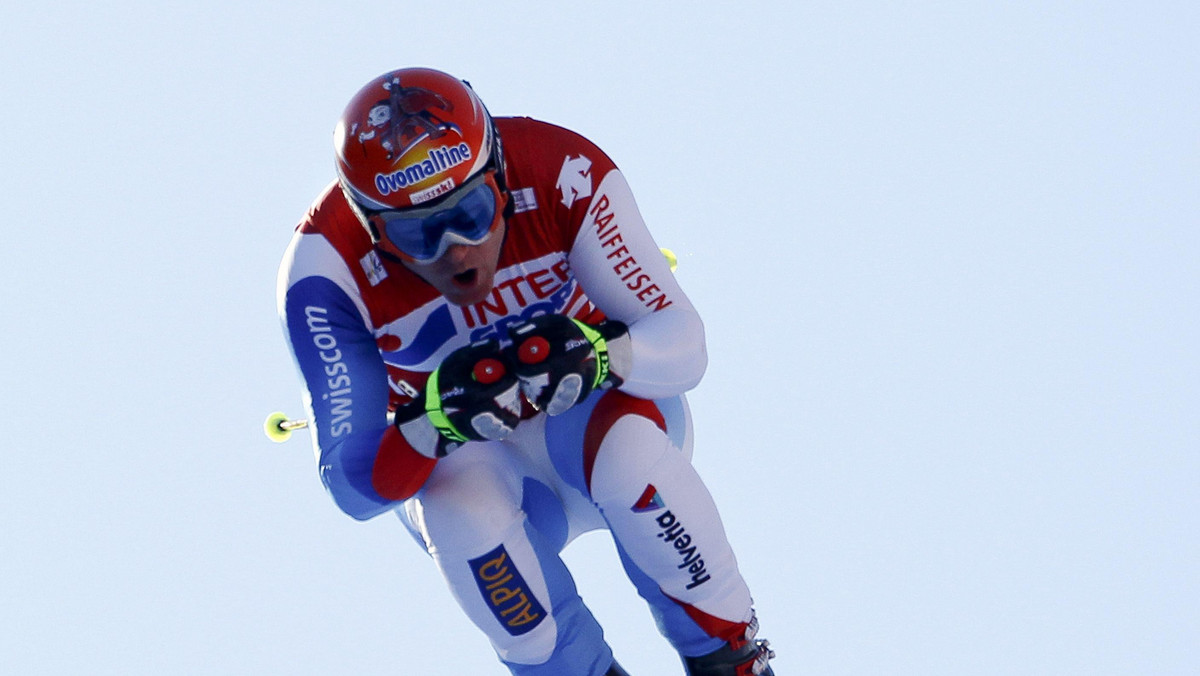 Didier Cuche wygrał w Kvitfjell przedostatni w sezonie supergigant zaliczany do klasyfikacji alpejskiego Pucharu Świata. Szwajcar wyprzedził czwórkę Austriaków, w tym sobotniego triumfatora zjazdu, Michaela Walchhofera.