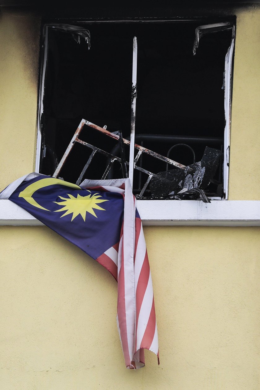 Twenty-five people dead in fire at religious school in Kuala Lumpur