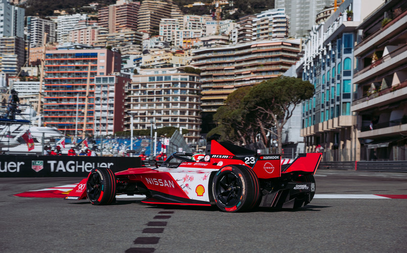 Formuła E na torze w Monako - zacięta rywalizacja