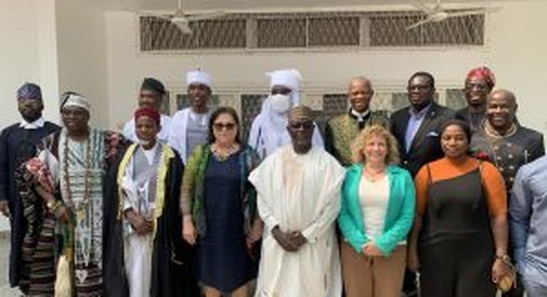 U.S. Consul General, Claire Pierangelo, flanked by traditional and religious leaders.