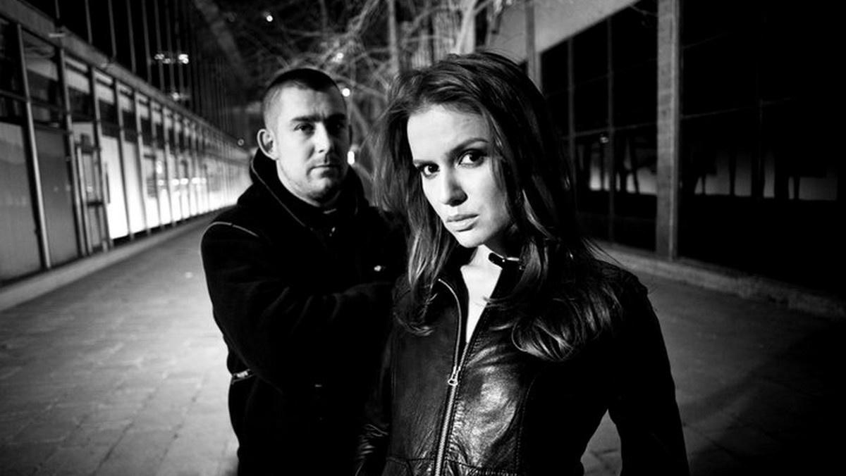 Wydany w maju album Sokoła i Marysi Starosty "Czysta brudna prawda" osiągnął status Złotej Płyty. Oznacza to, że po płytę duetu, który również w życiu prywatny jest parą zakupiło ponad 15 tysięcy słuchaczy.