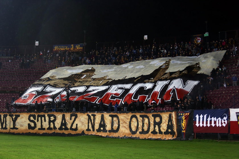 Pilka nozna. Ekstraklasa. Pogon Szczecin - Sandecja Nowy Sacz. 10.02.2018