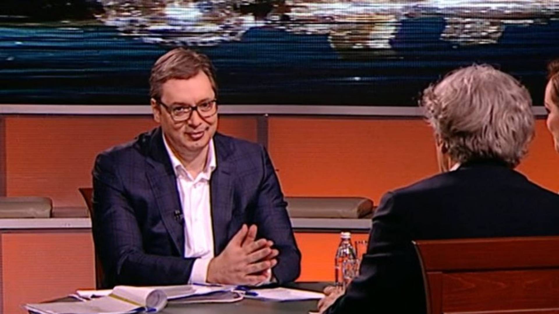 Vučić tvrdi da nema prilike da kaže šta želi jer ga malo ima na TV-u i bojimo se šta će biti ako krenu "učestalija" gostovanja