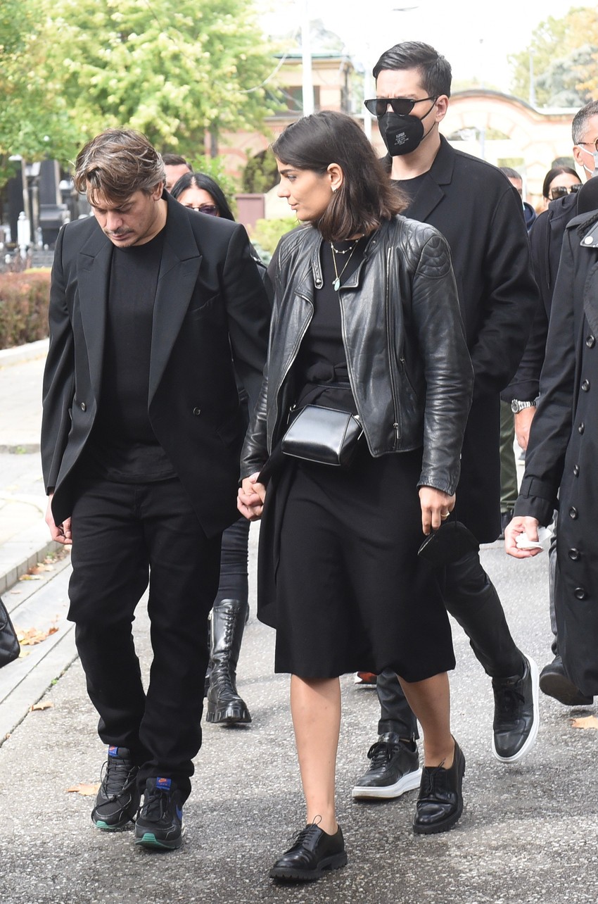 Sahrana Marina Tucaković Novo groblje Laća 