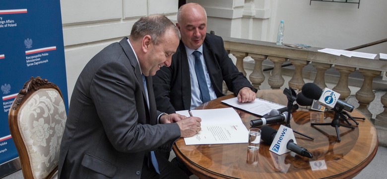 Schetyna ostrzega przed wczasami w Egipcie. "Wskazówki, nie rozkazy"