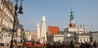 Będą wymieniać lampy. Nastanie jasność?