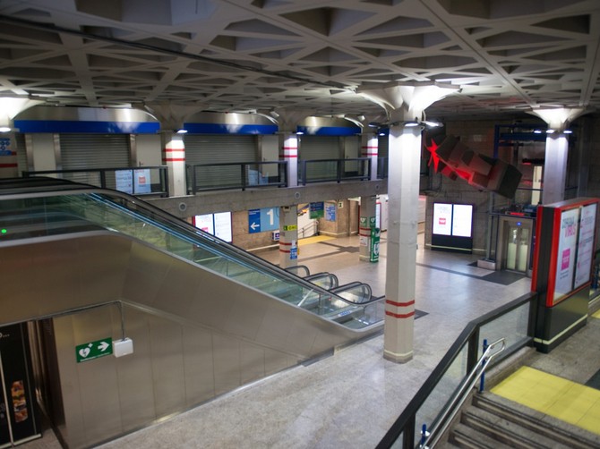 Prazan metro u Madridu