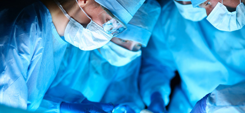 Polscy chirurdzy nagrodzeni. Przeszczep u małego Tymka najlepszą operacją na świecie w 2019 roku