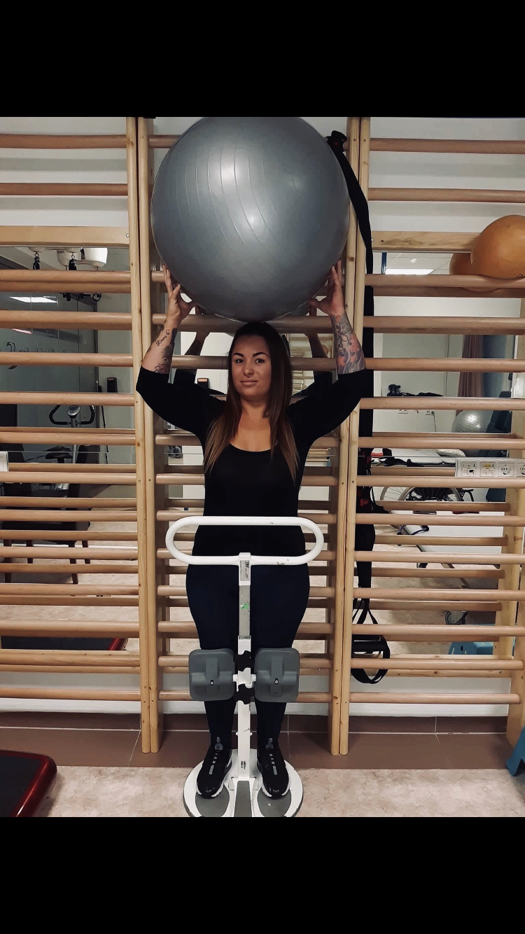 A gépek és a torna sokat segít Hajnalka állapotának javulásában