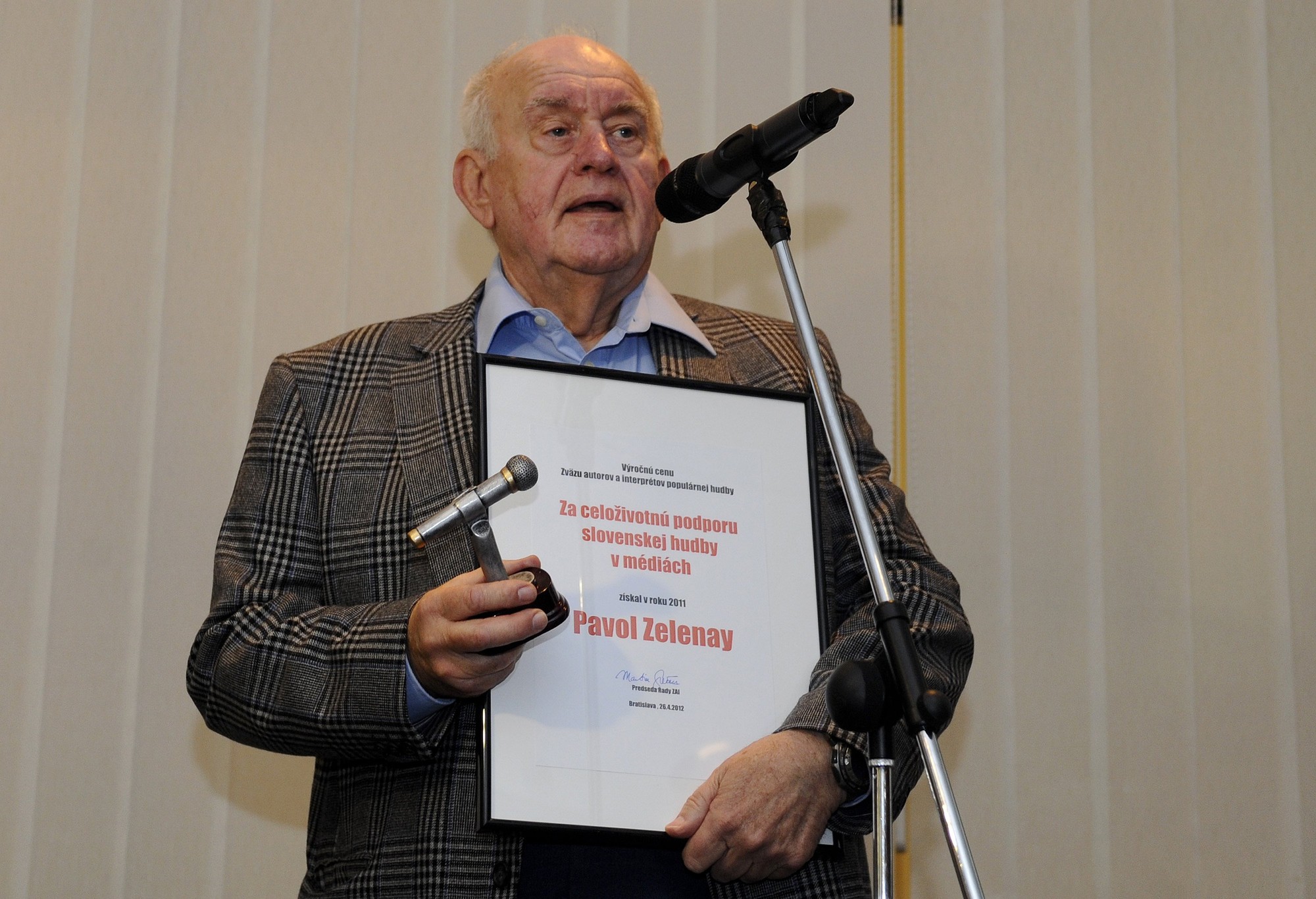 Zomrel skladateľ, hudobník, aranžér, publicista a dokumentarista Pavol Zelenay.
