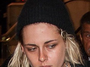 Kristen Stewart újra szőke!! Kurt Cobainra festette a haját a színésznő