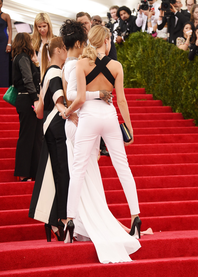 Stella McCartney, Rihanna i Cara Delevigne