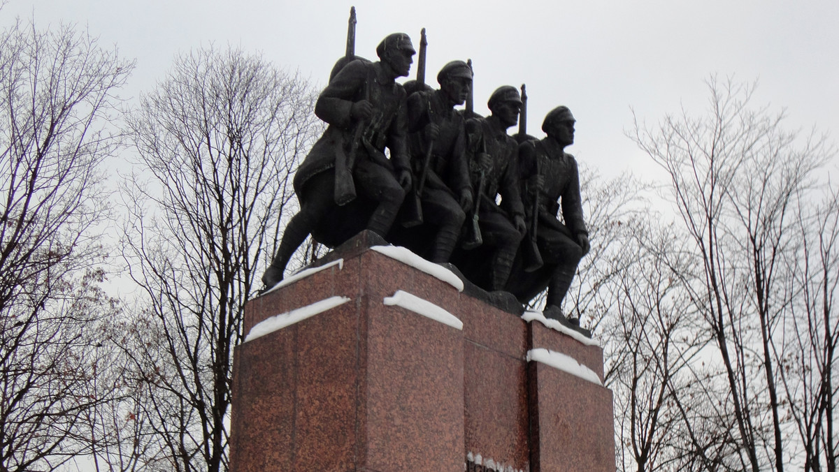 Odprawę żołnierzy 4. Pułku Piechoty Legionów, którzy w marcu 1939 r. objęli półroczną służbę na Westerplatte, przypomną w sobotę mieszkańcom Kielc organizatorzy inscenizacji historycznej, która odbędzie się na miejskim rynku.