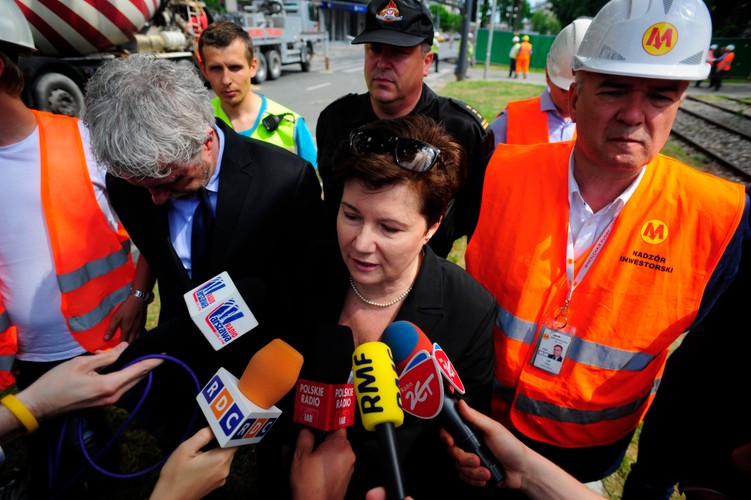 Zapadła się ulica Targowa w Warszawie