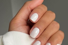 Manikir KOKOSOVO MLEKO je najviralniji trend i najbolja opcija za leto: Ova elegantna alternativa beloj boji i preplanuli ten savršeno se slažu