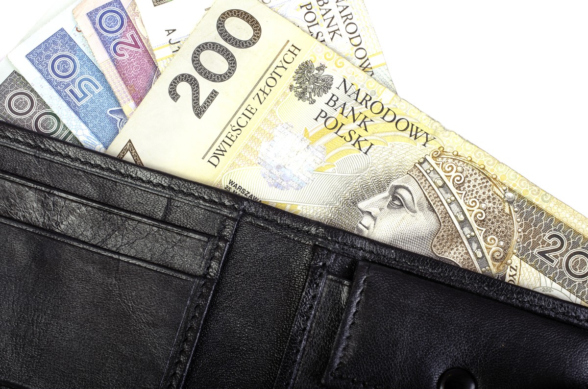 Ile trzeba zarabiać, żeby mieć 4000 zł emerytury? Symulacja emeytalna