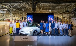 Nowa Kia już w produkcji. Ma 204 KM, ceny sensacją. Ile kosztuje?