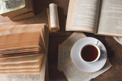 Nieco trudna KRZYŻÓWKA z literatury. Podaj imię bohatera lub dokończ tytuł. Łatwo nie będzie