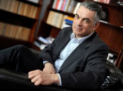 Kurtyka dawał teczki, by uwieść kobietę?