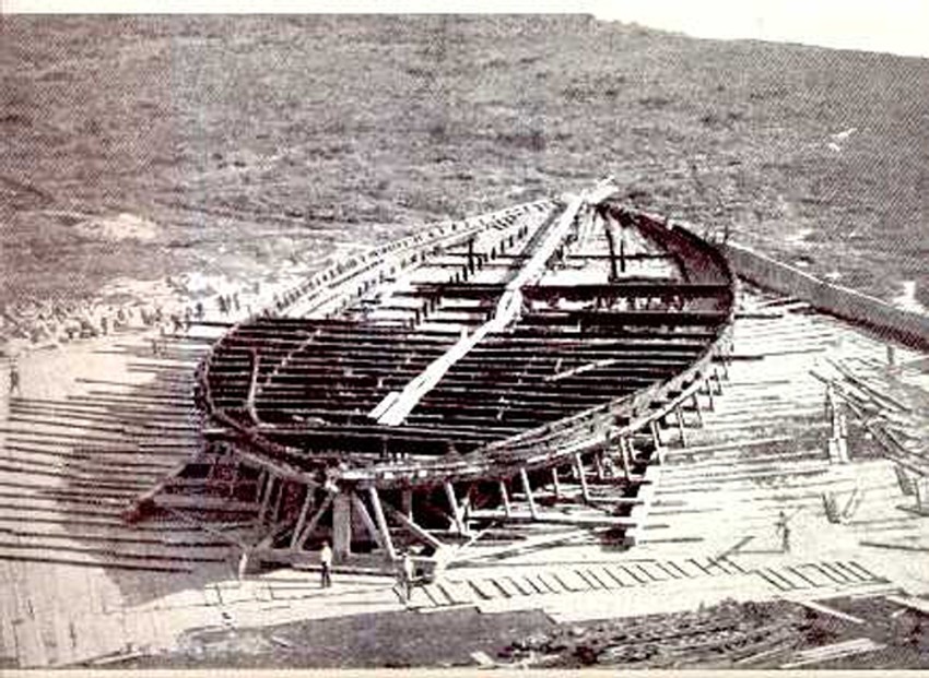 Dva manja broda su izvađena 1920-tih godina