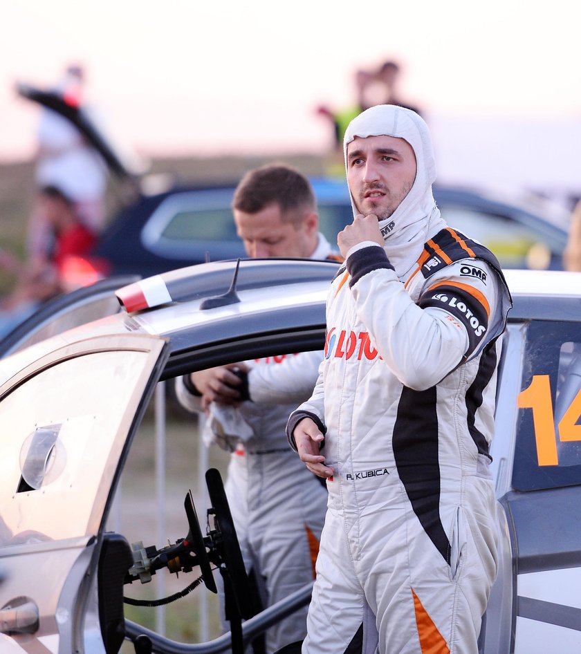 Robert Kubica na celowniku Mercedesa. Od lat namawiają go na powrót!