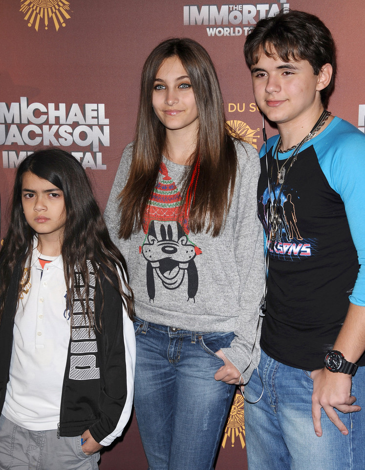 Dzieci Michaela Jacksona otrzymują 8 mln dolarów na wydatki Dziecko