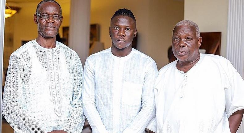 Stonebwoy with his father and father-in-law