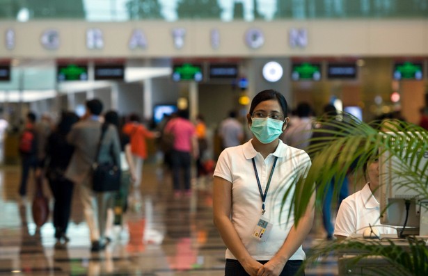 Grypa A/H1N1 będzie kosztować gospodarkę Meksyku 2,3 mld dolarów. Fot. Bloomberg