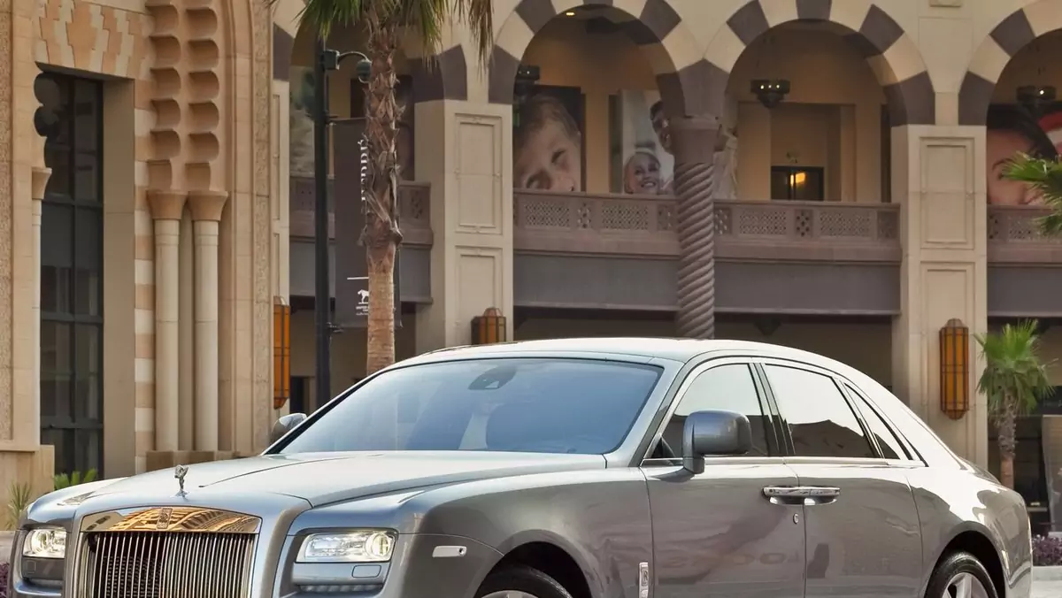 Rolls-Royce jak świeże bułeczki