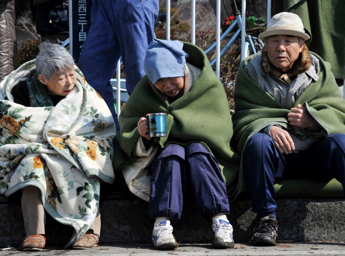 Ewakuowani mieszkańcy miasta Ishinomaki w prefekturze Miyagi