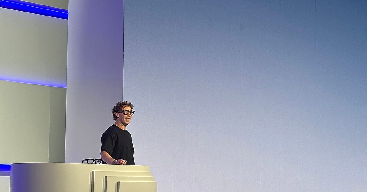 Mark Zuckerberg says he'd rather risk 'misspending a couple of hundred ...