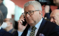 Europoseł Czarnecki: Część państw członkowskich omija sankcje UE wobec Rosji. Przykładem są Niemcy