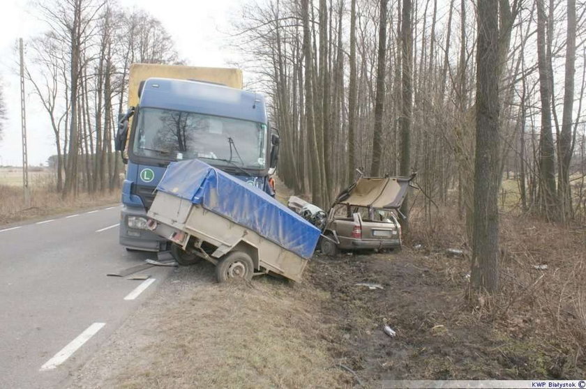 Bułgarski kierowca tira roztrzaskał mercedesa. Kobieta w ciężkim stanie