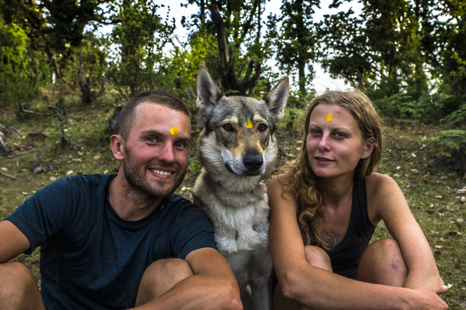 Podróż roku - PRZEMEK BUCHAROWSKI, AGATA WŁODARCZYK, DIUNA  – TREKKING Z PSEM W HIMALAJACH GARHWALU W INDIACH