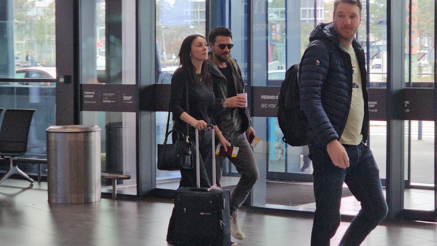 Sloboda Mićalović i Igor Đorđević na aerodromu