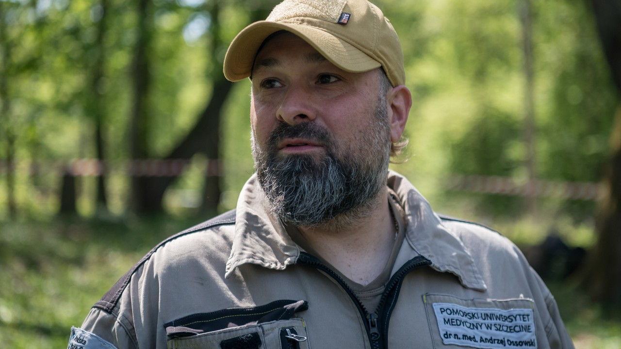 Szef zespołu pracującego przy ekshumacjach na Wołyniu: "Byłem w szoku. Ktoś się pode mnie podszył". Tak działa wspólny wróg Polski i Ukrainy